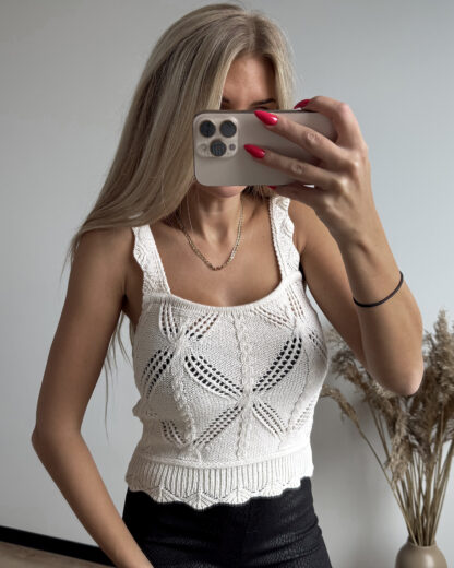 UUS! Reserved kootud topp M