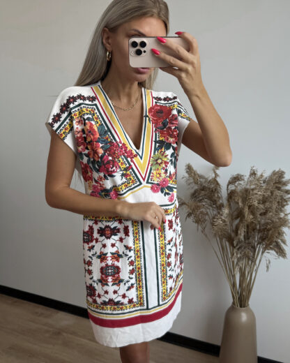 Zara kleit S