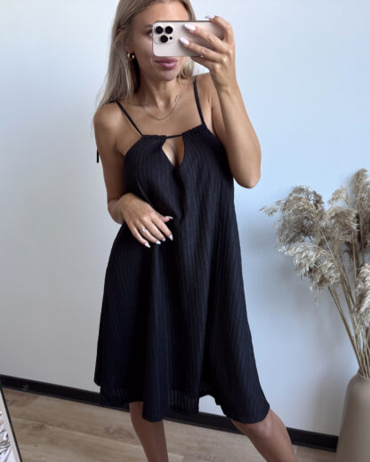 Reserved kleit L